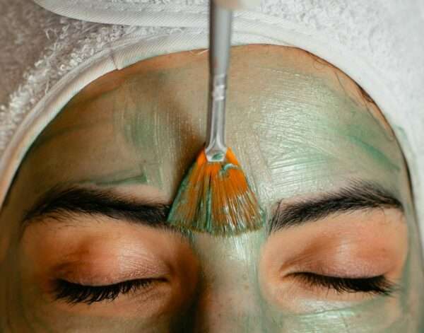 Depigmenting Mask